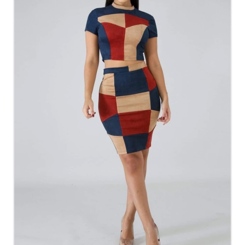 Color block red blue tan 2 piece set Mini skirt and short sleeve top w/ key hole